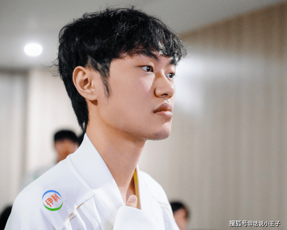 Scout迎来十五赛季出色发挥，TES观众热烈欢呼！比赛高潮迭起