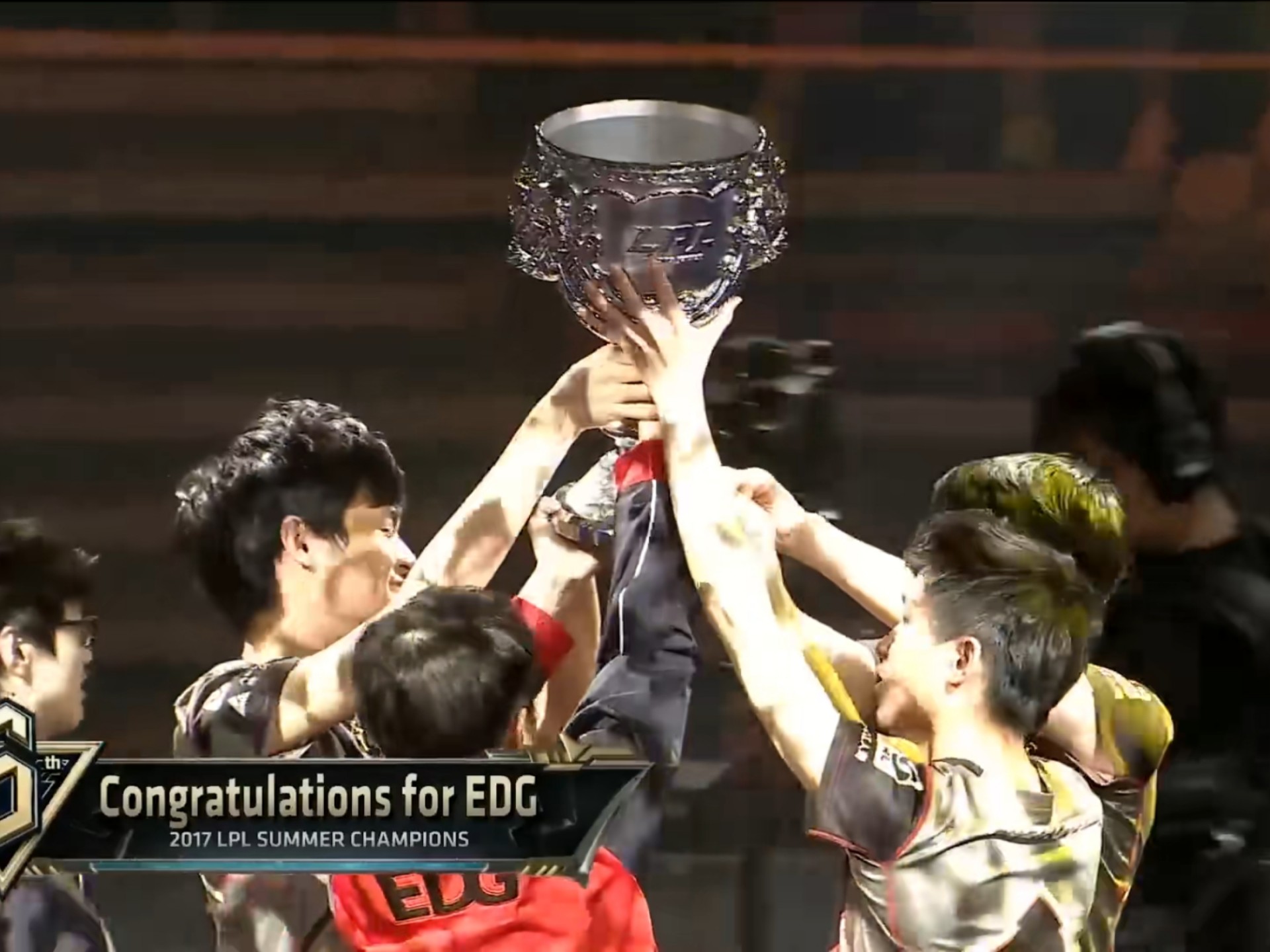 Uzi与40激战日本队分钟,出色防守胜负难料!,大坂直美焦点对战比赛高潮迭起的简单介绍 Uzi与40激战日本队分钟,出色防守胜负难料!,大坂直美焦点对战比赛高潮迭起的简单介绍