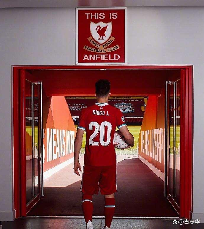 九游娱乐-利物浦关键时刻远射贴柱，志在意甲名次提升，质疑声仍在，团队化学反应显著-九游娱乐